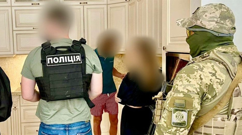 Мешканка Київської області затримана за спробу вивезти двох одеситок для сексуальної експлуатації