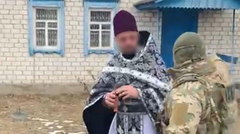 На Сумщині судитимуть настоятеля одного з храмів Шосткинського району. Він зливав інформацію ворогу