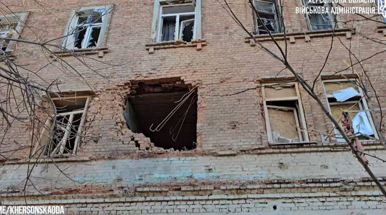 Протягом доби російські терористи понад 100 разів обстріляли Херсонщину: випустили 531 снаряд