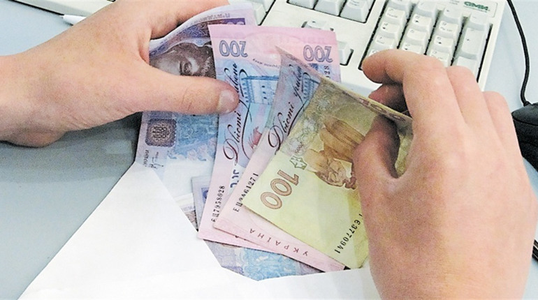 Уряд удосконалив механізм нарахування зарплат на прифронтових територіях