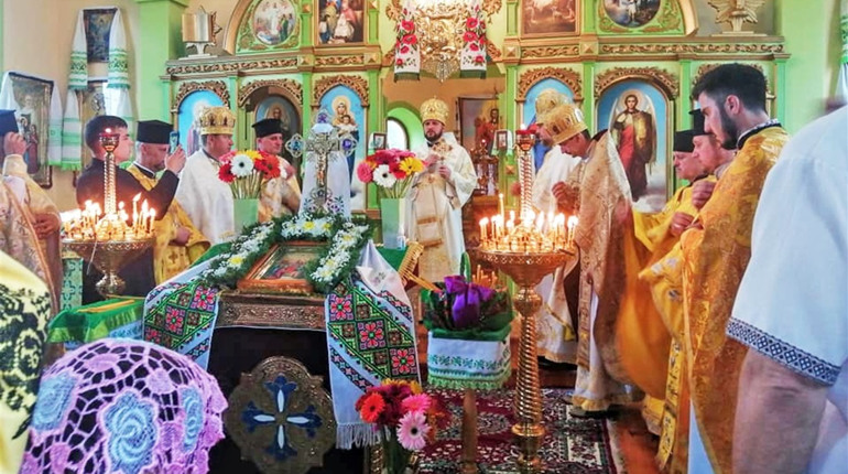 У Балаховичах провели чин освячення престолу храму ПЦУ