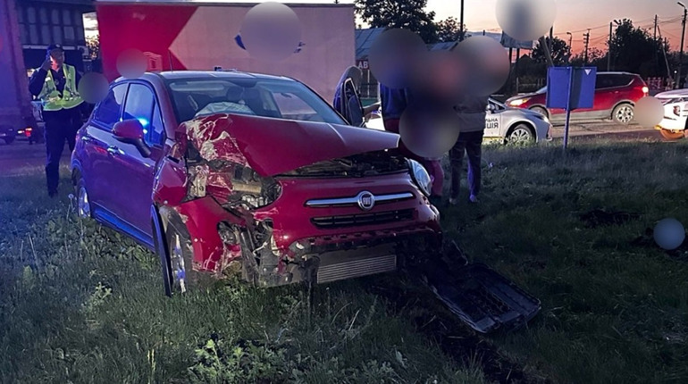 Нетвереза водійка вчинила ДТП в Мамаївцях та отримала два протоколи від патрульних