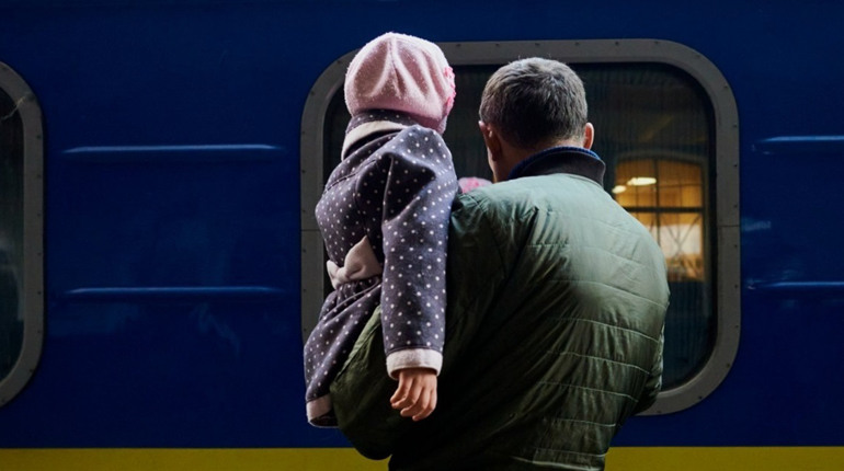 «З Сум на Київщину»: Мінреінтеграції почало евакуацію населення Сумської області