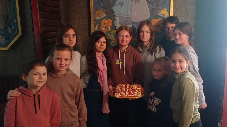У селі на Глухівщині запровадили «кулінарні неділі» для дітей, щоби відволікти їх від тривог