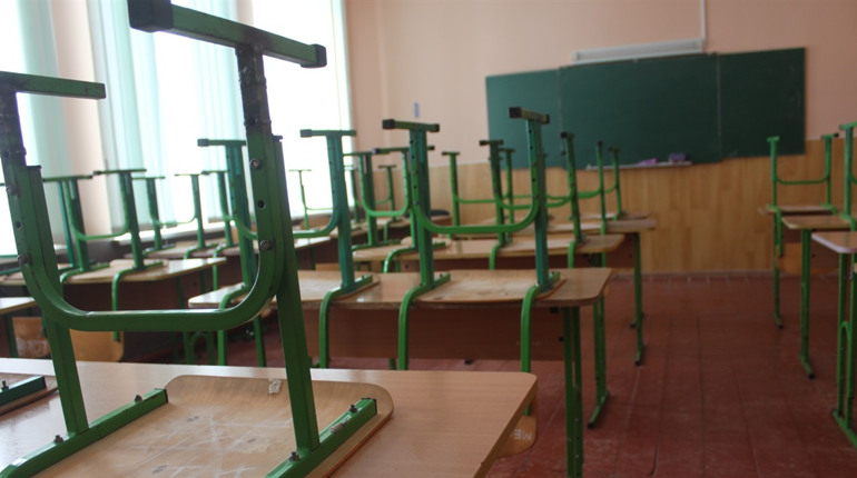 Усі школи — на дистанційку, а прийоми — призупинені