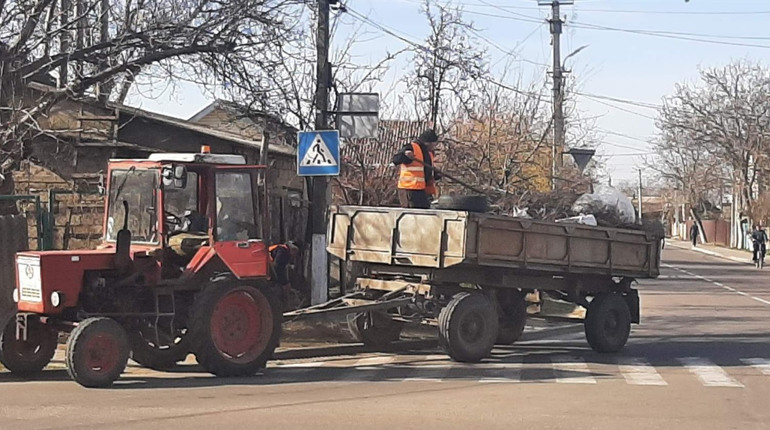 У Біляївській громаді оголошують конкурс: хто надаватиме мешканцям послугу з вивозу сміття