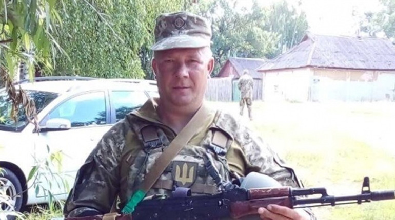 Захисник Павло Сиянос з Бобровиччини рятував поранених під Бахмутом, а нині сам потребує підтримки