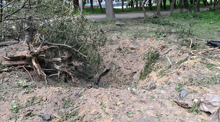 Росіяни вдарили «шахедами» по Шостці. Подробиці з місця подій