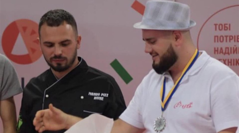 Піцайоло Віталій Колошиць представлятиме Україну на чемпіонаті світу з піци у м. Парма 9-11 квітня