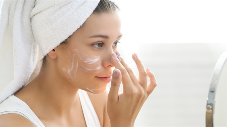 Антивіковий крем для обличчя: як вибрати формулу, яка справді підійде саме вам