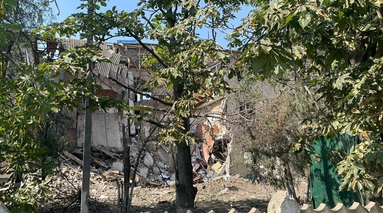 Ворожі обстріли на Херсонщині: окупанти цілять по об’єктам цивільної та критичної інфраструктури