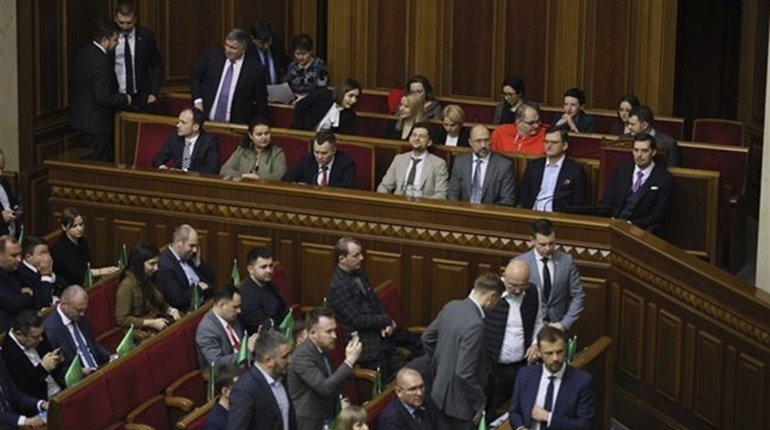 Безумний день у парламенті