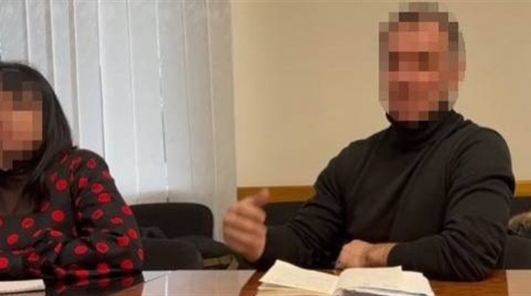 На манєже всьо тє же: Ще двом херсонським колаборантам оголосили про підозру в держзраді
