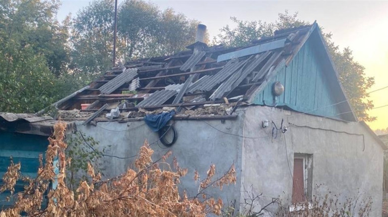 Через обстріли на Купʼянщині виникли пожежі та пошкоджено житлові будинки