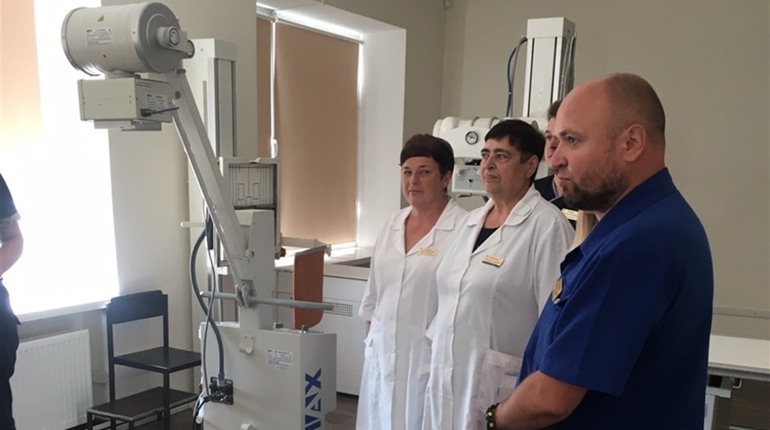 У Володимирецькій райлікарні з’явилася мобільна рентген-установка. Вона потрібна для лежачих хворих