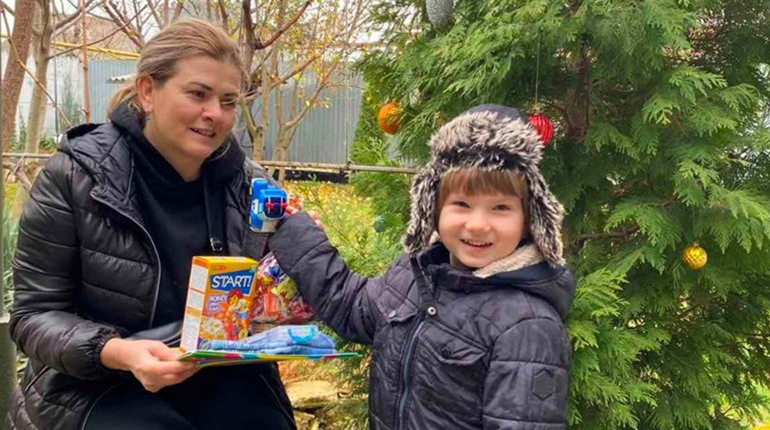 У Біляївській громаді стартував збір різдвяних подарунків для дітей Херсонщини: як долучитись