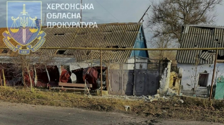 При обстрілі Херсонщини окупанти вбили пенсіонера і поранили шістьох поліцейських