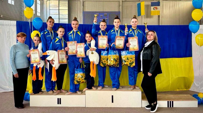 Вихованки відділення художньої гімнастики із Південноукраїнська знову на нових вершинах