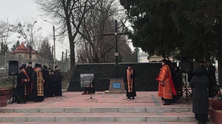 Коли ви вмирали, нам дзвони не грали: чортків'яни вшанували пам'ять померлих від Голодомору