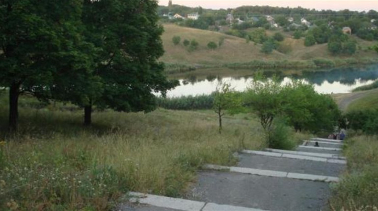 "Заячу балку" розмиває. У Лозовій планують відремонтувати мережу водовідведення за 199 тис грн
