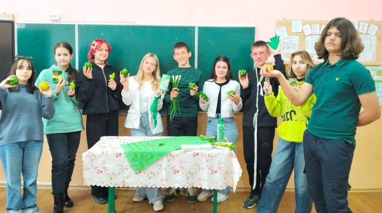У Біляївському ліцеї №3 кольоровий “вітамінний флешмоб”: діти навчаються здоров’ю через гру