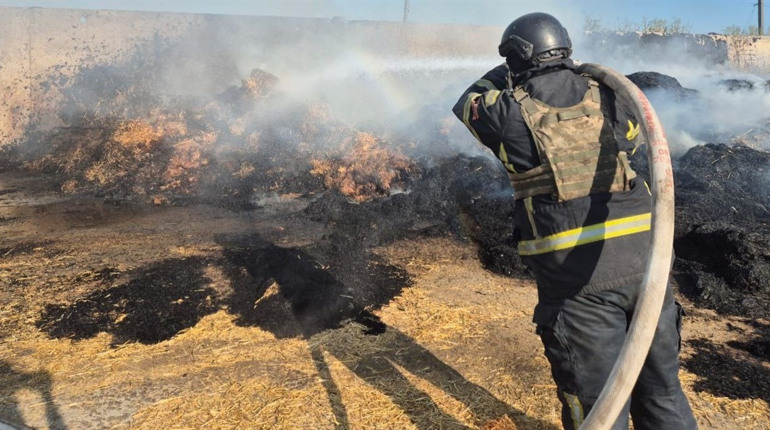 Внаслідок ранкового обстрілу Глушківки 4 осіб поранено: пошкоджено сільськогосподарське підприємтсво