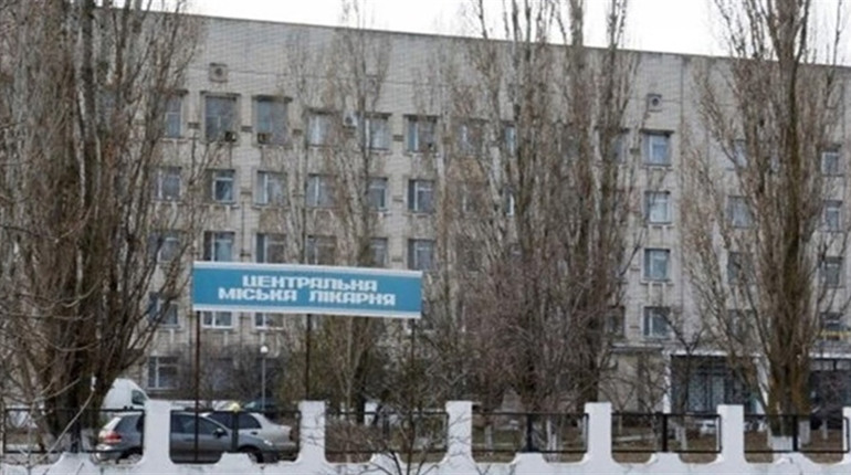 "Чого ви сюди понаїхали": як лікують жителів Нової Каховки у Генічеську і Криму