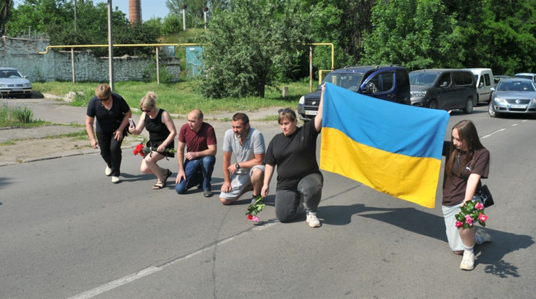 Первомайськ попрощався із захисником Олегом Охріменком