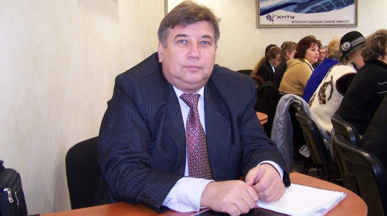 Пішов з життя відомий херсонський соціолог Володимир Коробов — розповідаємо, де і коли прощання