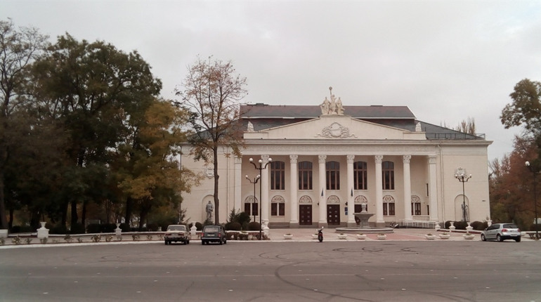 З водоканалу – в Палац культури