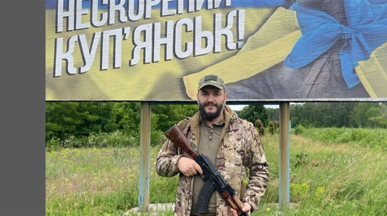 Екс депутат, а нині воїн ЗСУ, на псевдо "Розбійник" родом з Вараського району. Про кого мова?