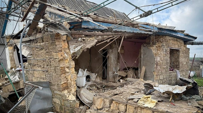 Вибух бойлера зруйнував будинок у Розселенці: дивом обійшлося без жертв