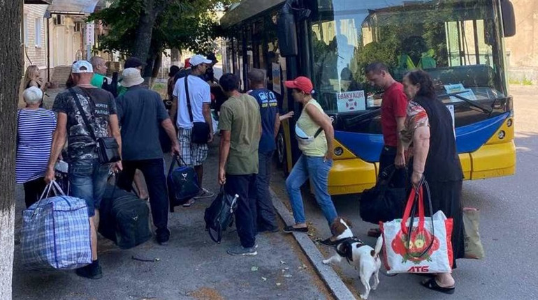 Восток SOS організовує евакуацію. Як виїхати з Добропілля