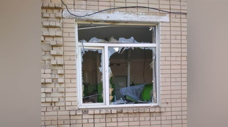 На Херсонщині армія рф завдала ударів по критичній та соціальній інфраструктурі, житлових кварталах