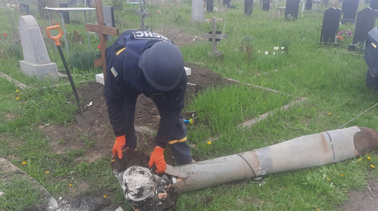 У Курилівській громаді заборонено відвідувати кладовища під час Великодніх свят