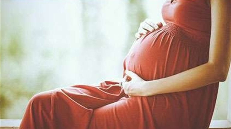 Одяг для особливого положення. Як вагітної виглядати стильно?