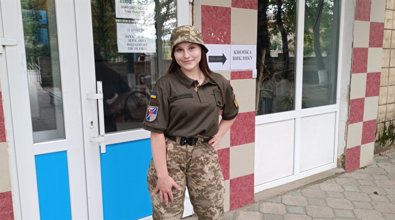Олександра Томяк із Захарівки: «Щоб стати військовою, потрібно мати характер, аби не зацькували»