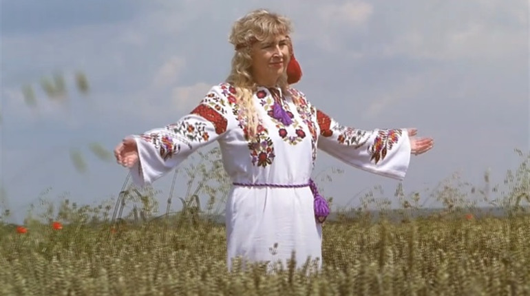 Відома чортківська поетеса присвятила авторську пісню своїм синам (+відеокліп)