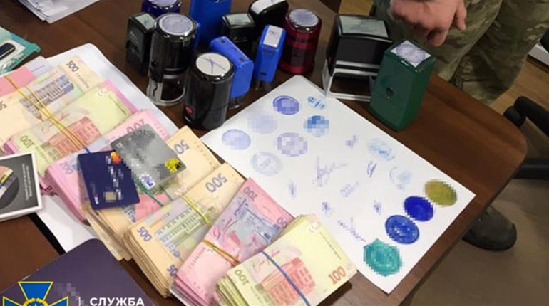 Шахраї-підрядники вкрали 9,5 млн грн під час ремонту об’єкта "Укртранснафти" на Житомирщині