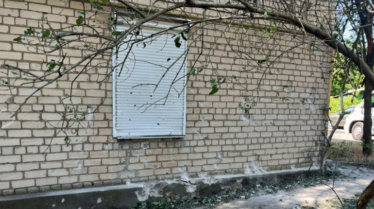 На Херсонщини армія рф завдала ударів по критичній та соціальній інфраструктурі, житловим кварталам