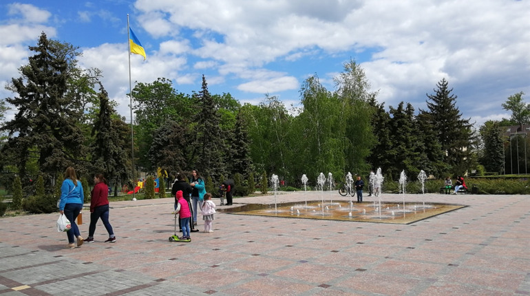 Чи довго ще ходити в масці? Та що потрібно знати скадовчанам про адаптивний карантин