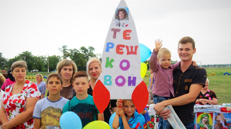 У Майорах перейменували вулицю Терешкової. Тепер вона буде Каштановою