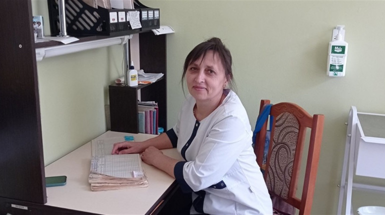 Щеплення, після якого діти усміхаються. Історія медсестри із Долинської й поради щодо вакцинації