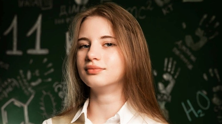 Випускниця Заводської школи, що на Чортківщині, склала національний мультитест на 200 балів