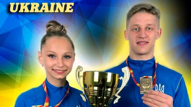 Анастасія Семенович та Богдан Іваник з Дрогобича перемогли на Міжнародних змаганнях з акробатики