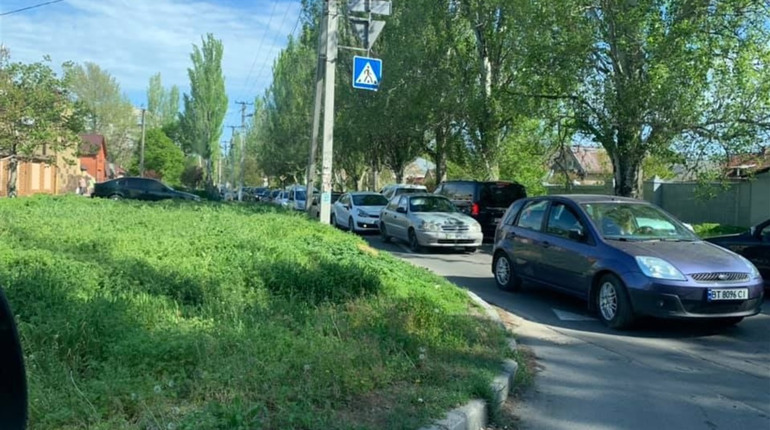 До Херсона приїхав Разумков: у місті шалені затори. Ми почитали коментарі херсонців з цього приводу