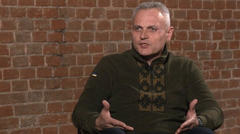 Голова громади з Лозівського району оскаржує своє відсторонення від роботи через підозру у розтраті