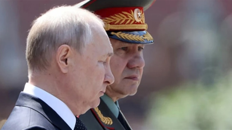 Путін боїться держперевороту на чолі з Шойгу та замаху за допомогою дронів