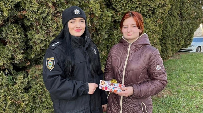Новорічне диво від поліціантів для юної мешканки Уманщини