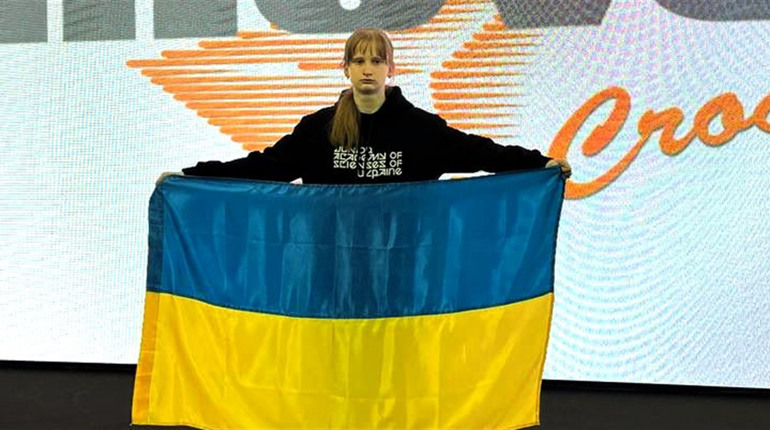 Діти війни Сумщини: школярка з Глухова розробляє програми та представляє Україну на конкурсах